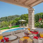 Villa Irida By Elayan Villas Corfu Sidárion