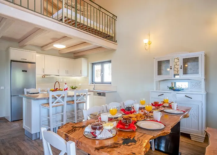 Villa Irida By Elayan Villas Corfu Sidárion