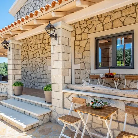 Villa Irida By Elayan Villas Corfu *