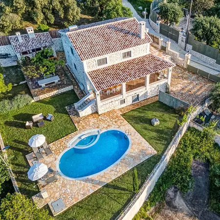 Villa Irida By Elayan Villas Corfu *